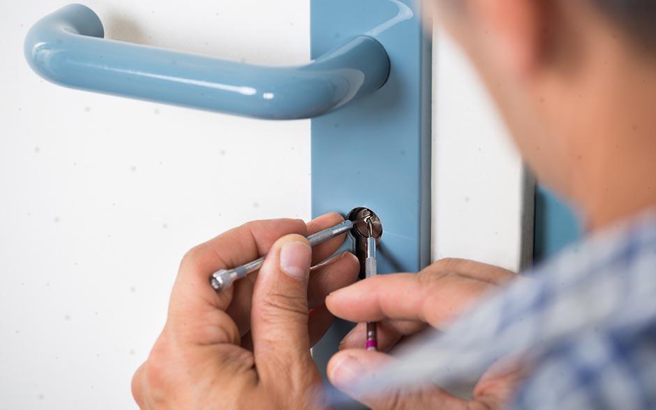 serrurier urgent Le Mesnil-le-Roi